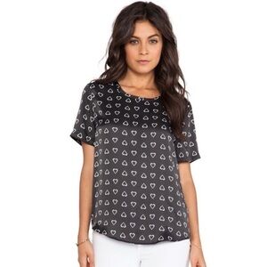EQUIPMENT Riley Silk Heart Blouse | Black and white Silk Tee